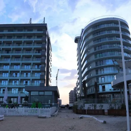 Luxury By The Sea Apartman